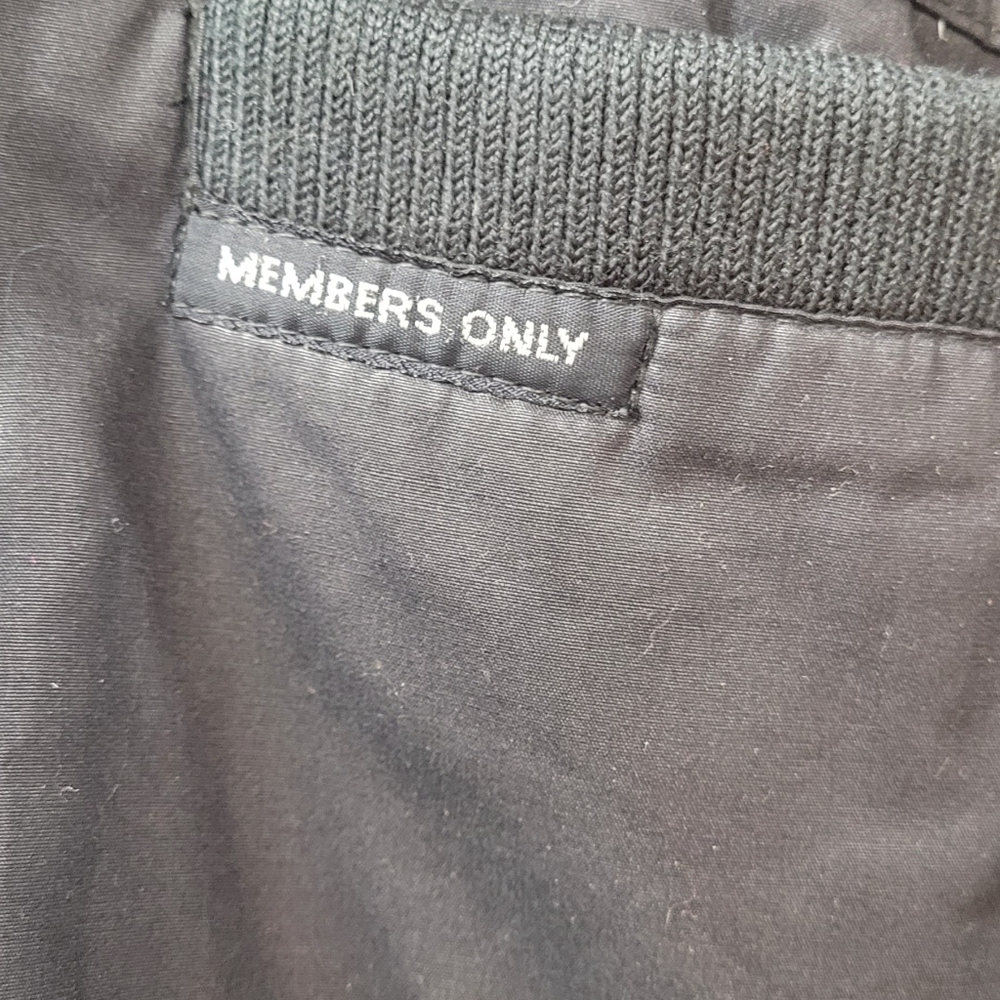 Member's Only Down Jacket - image 6